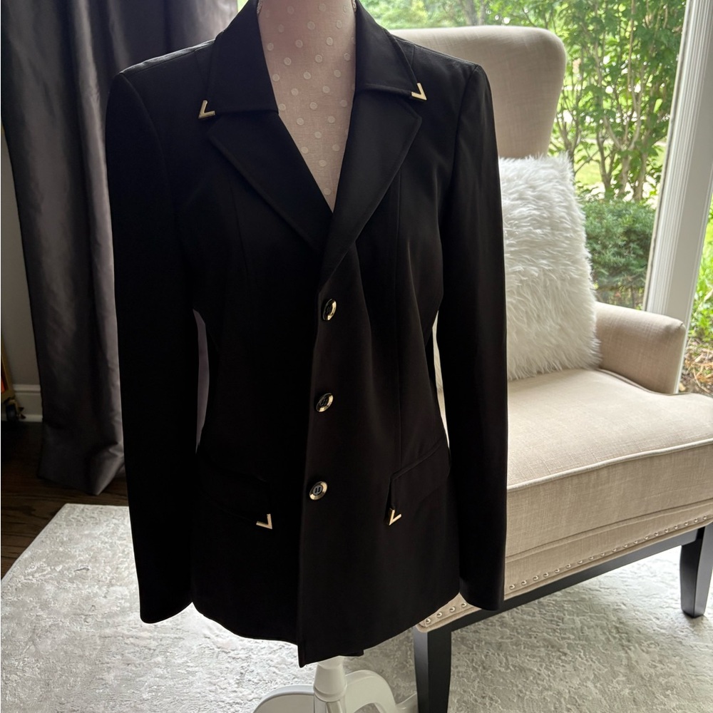 Elegant Black Blazer with Gold Details